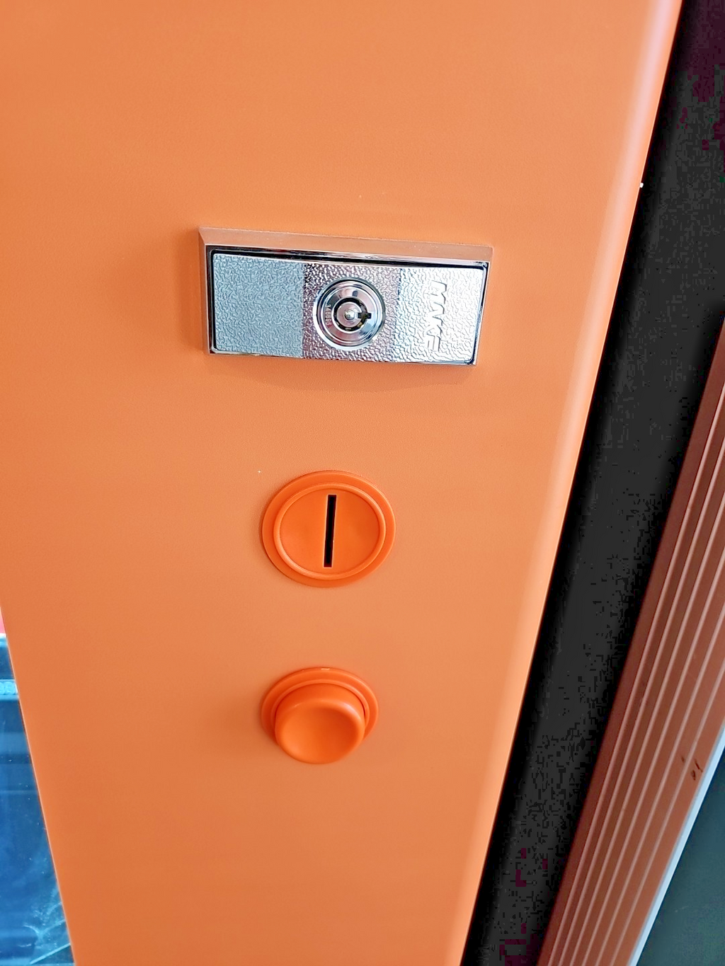 Snack Automat   mit Kartenzahlung Münzwechsler  und  Geldscheinen tolles Design6