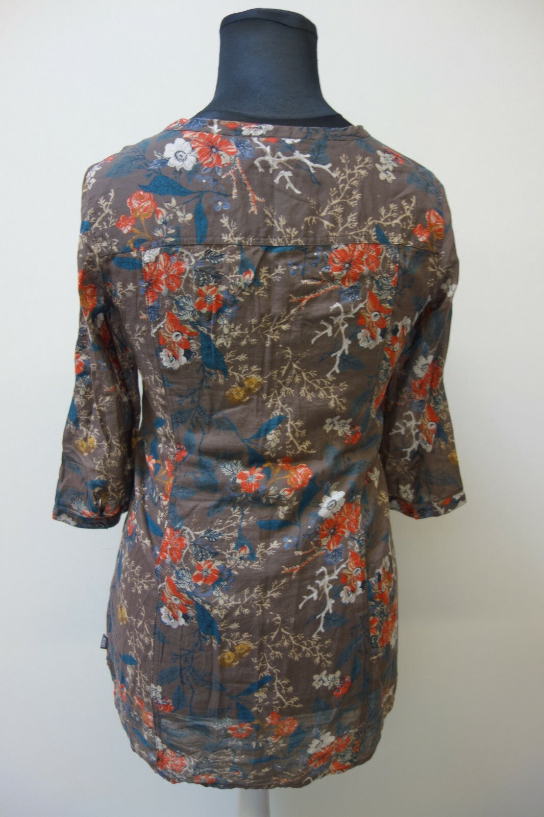 EK0569 Damen Bluse von Cecil, braun mit Blumen, S3