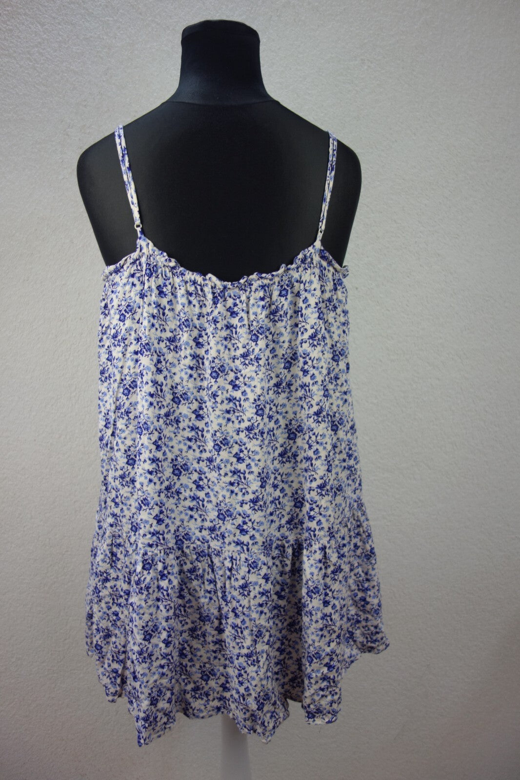 EK3001 Damen Kleid von H&M, blau geblümt, Gr. L3