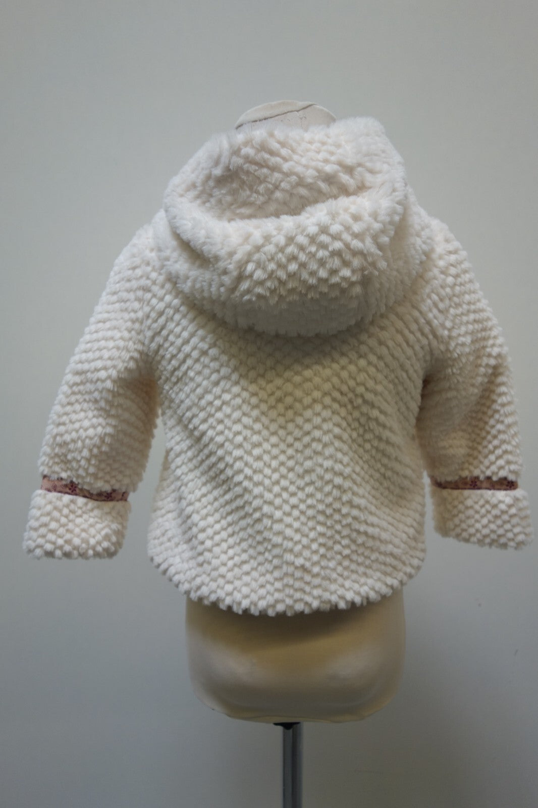 EK0532 Mädchen Jacke von Benetton, weiß, Gr. 925