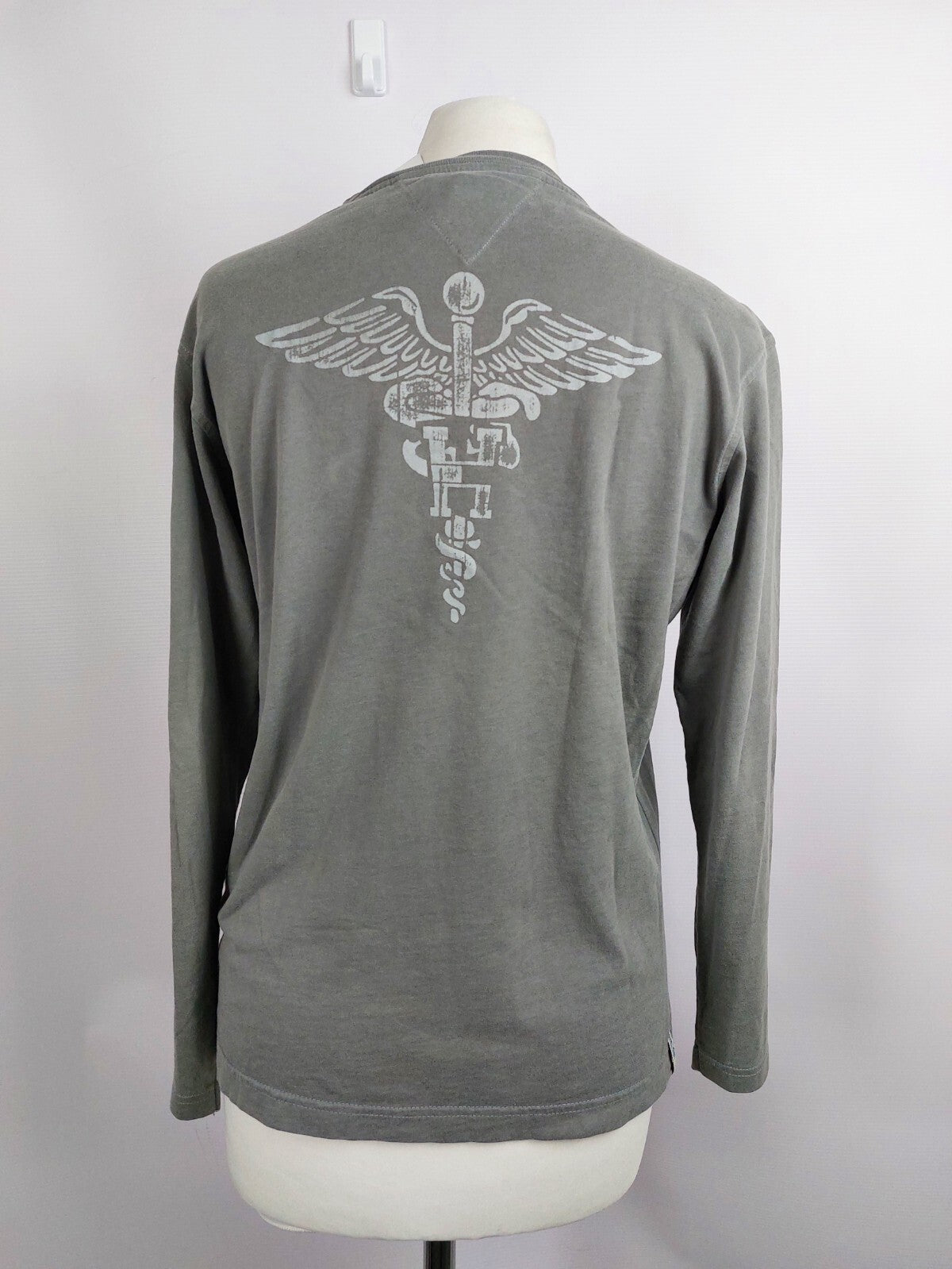 EK4444 Mädchen Langarmshirt von Tommy Hilfiger, grau, Gr. 1525