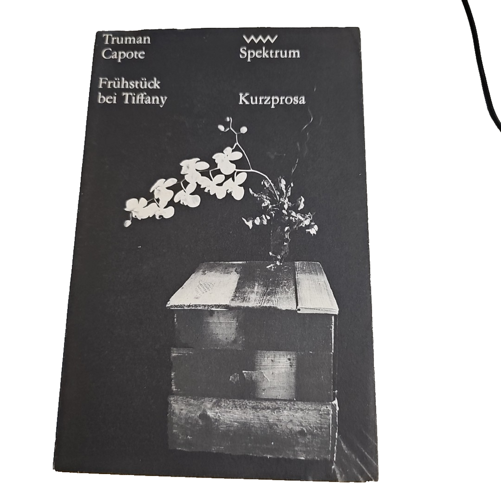 EB2677 Frühstück bei Tiffany Kurzposa von Truman Capote0