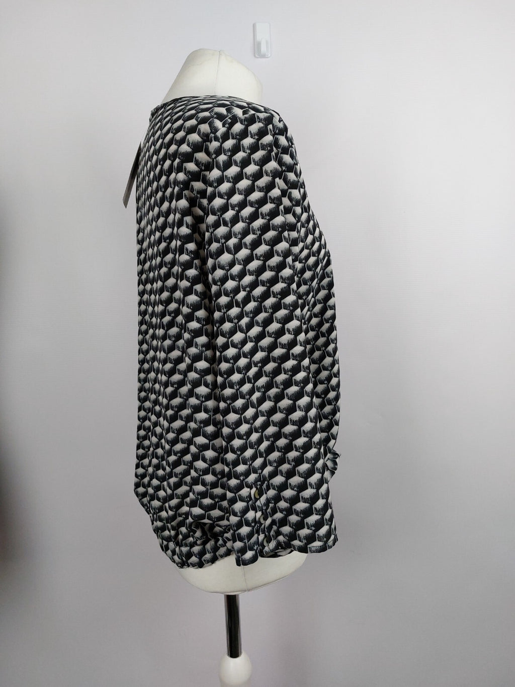 EK2747 Gemusterte Bluse für Damen von Someday, Gr. L5
