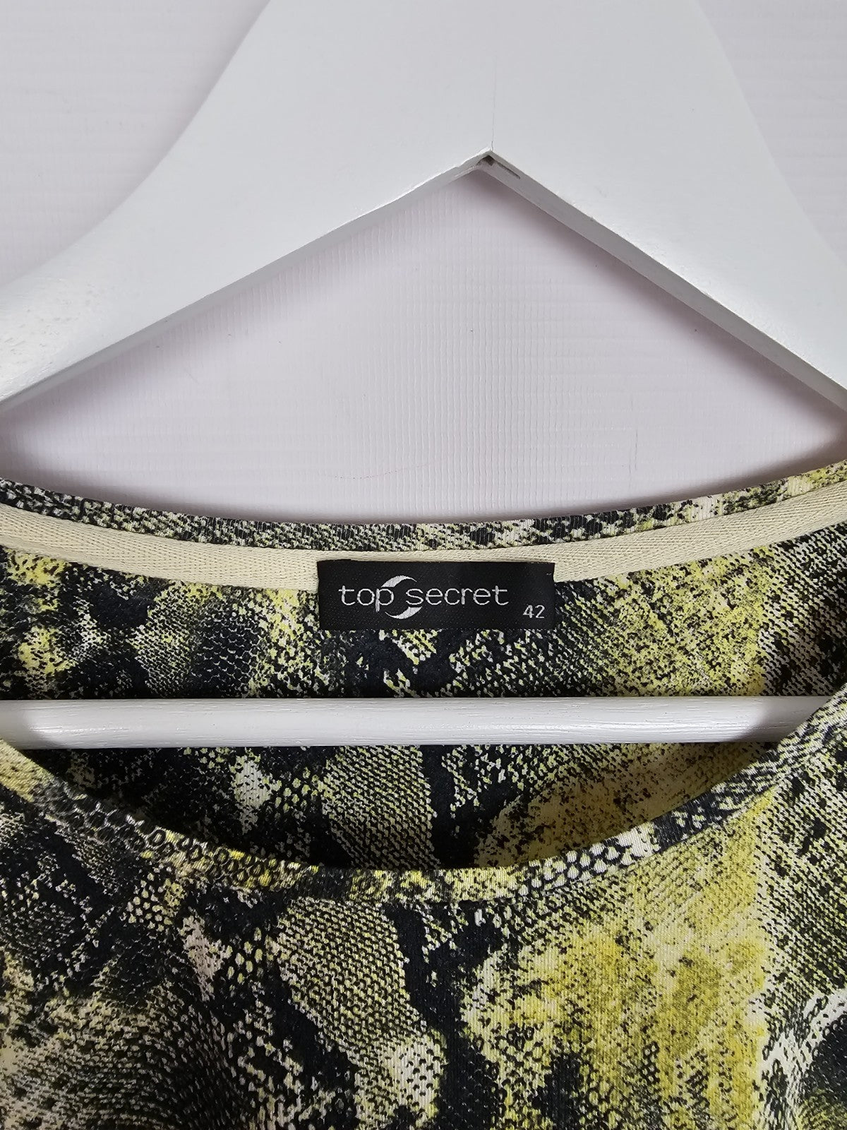 EK9199 Damen Bluse von Top Secret, Mehrfarbig, Gr. 422