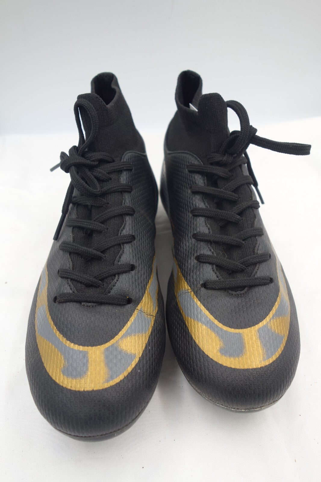 ES0062 Fußballschuhe von Daoquan, schwarz, ca. Gr. 371
