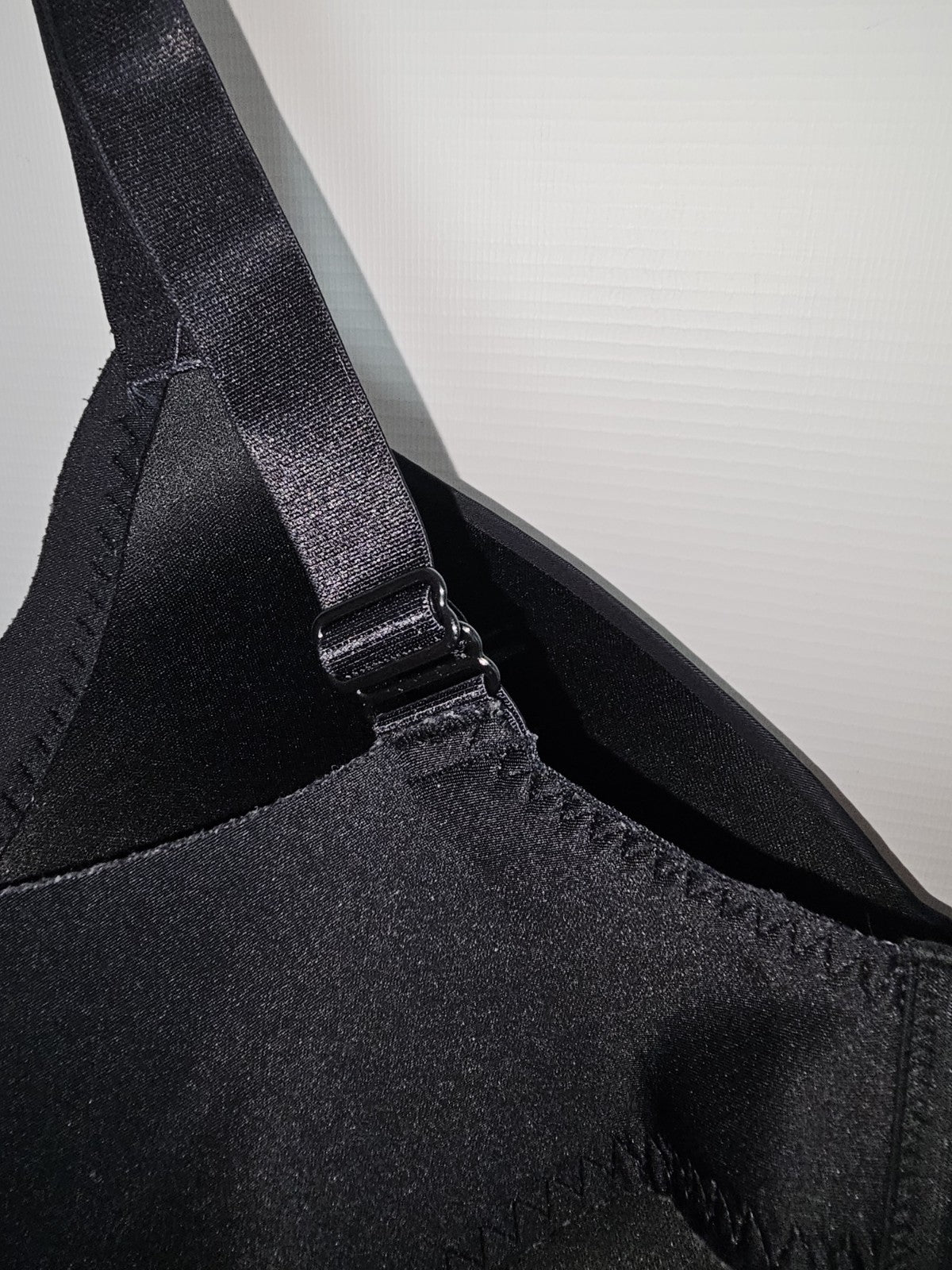 EK8409 Damen BH von Under2wear, Schwarz, Gr. 90C4