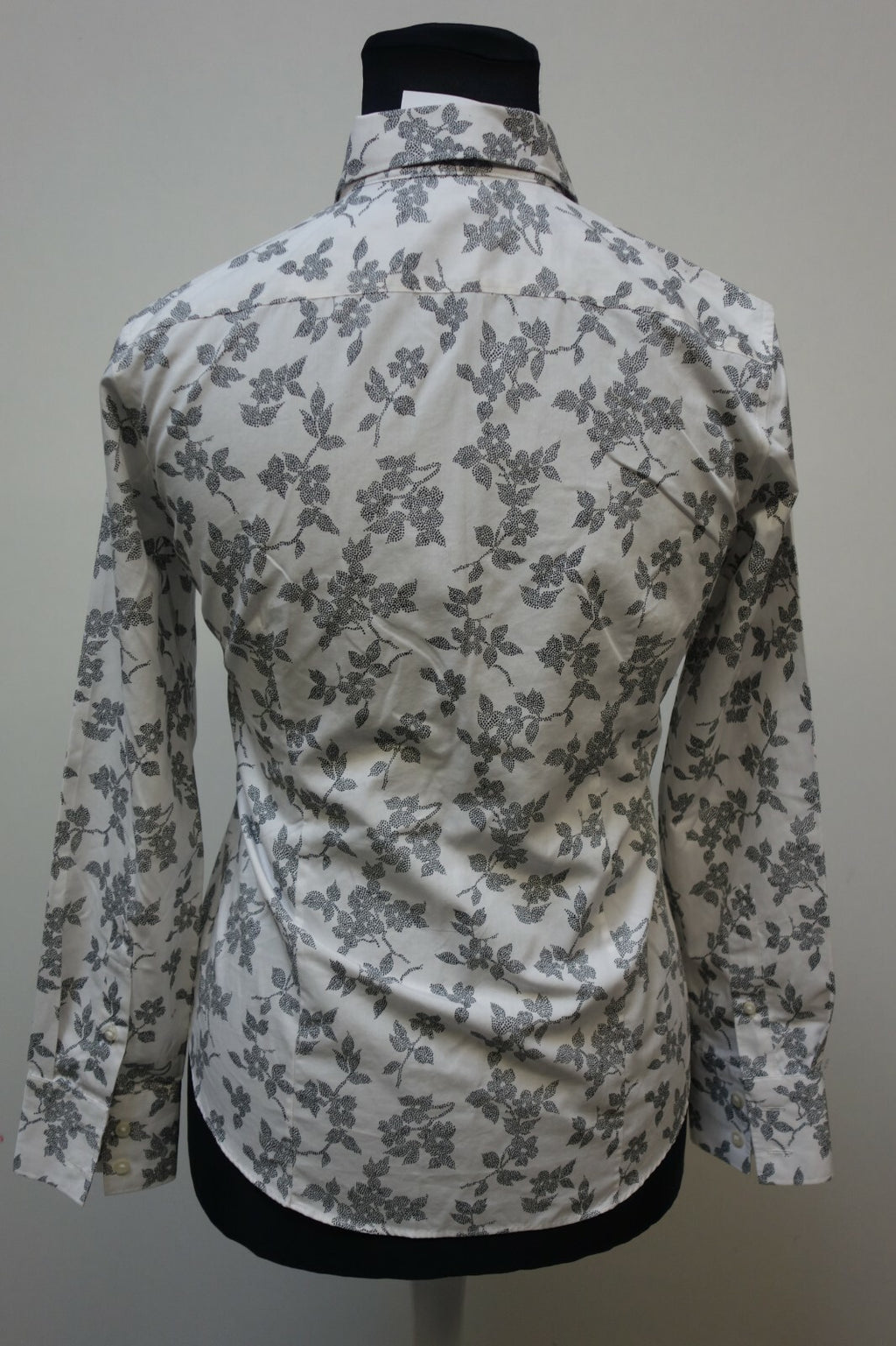 EK0884 Damen Bluse von Land´s End, weiß mit Blumen, 404