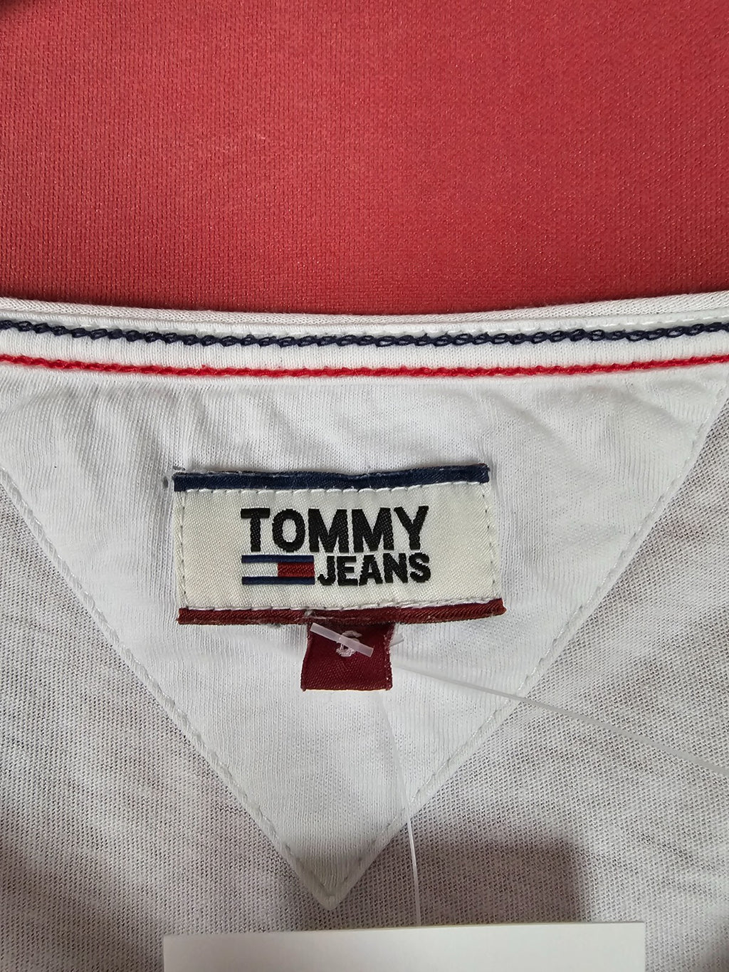EK6617 Damen T-Shirt von Tommy Jeans, weiß, Gr. S2