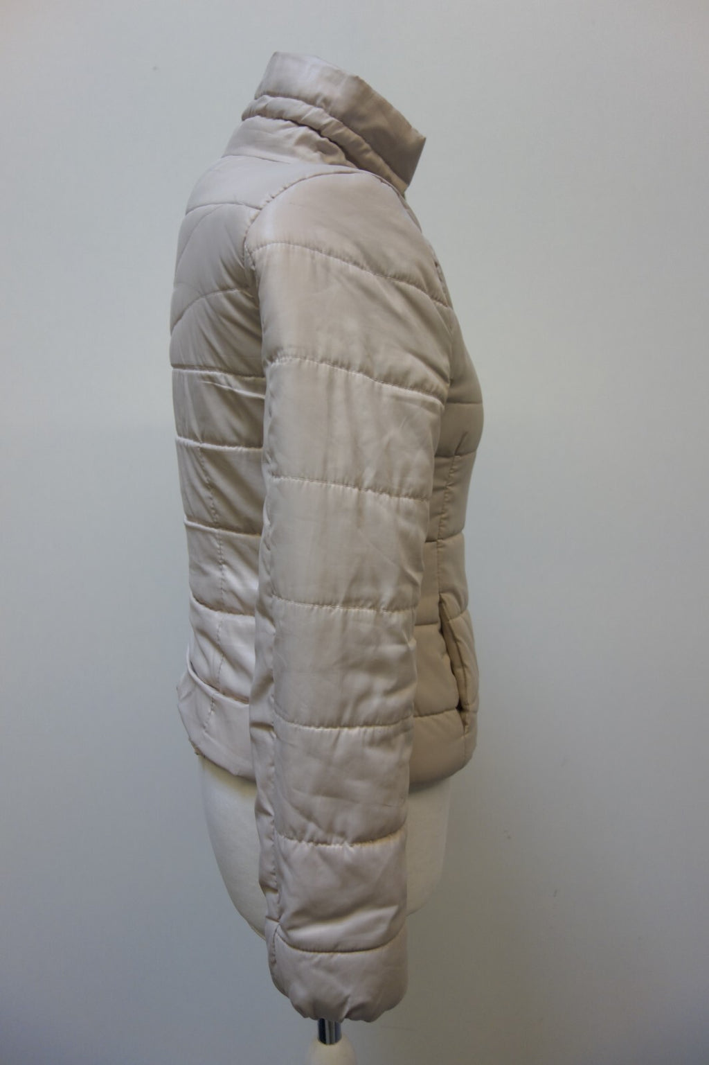 EK3414 Damen Steppjacke von H&M, beige, Gr. 342