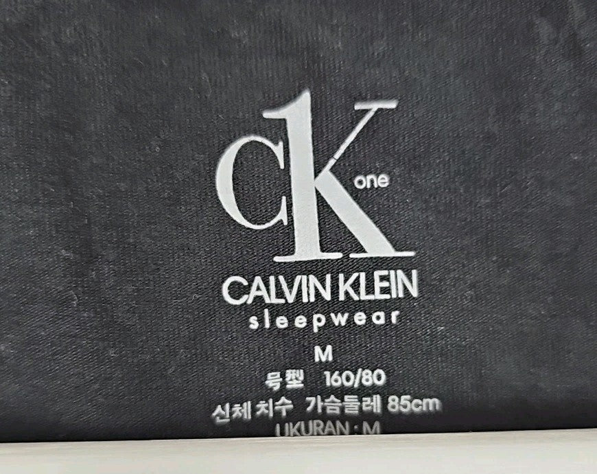 EK8648 Damen T-Shirt  von Calvin Klein, Gr. M, Schwarz1