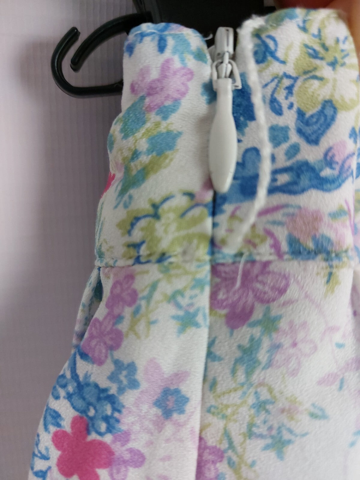 EK4582 Damen Rock von Esprit, weiß geblümt, Gr. 424