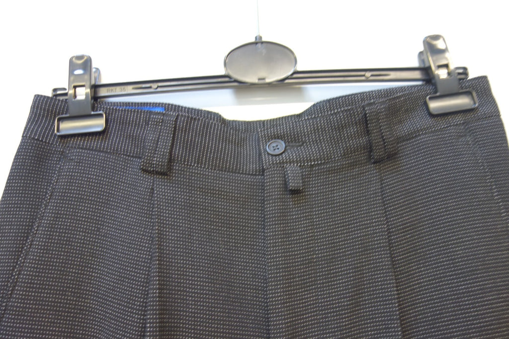 EK3573 Herren Anzug von Rian Rucci, schwarz mit Nadelstreifen, gr. 488