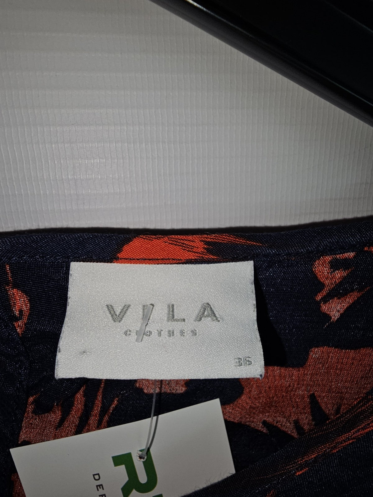 EK8193 Damen Bluse von Vila, Dunkelblau/Tot, Gr. 363
