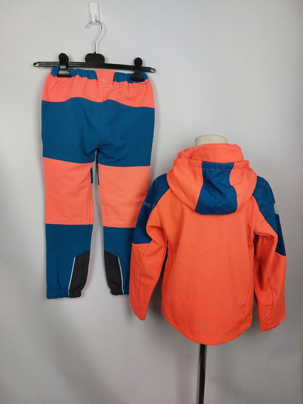 EK4376 Kinder Jogginganzug von Regatta, mehrfarbig, Gr. 1281