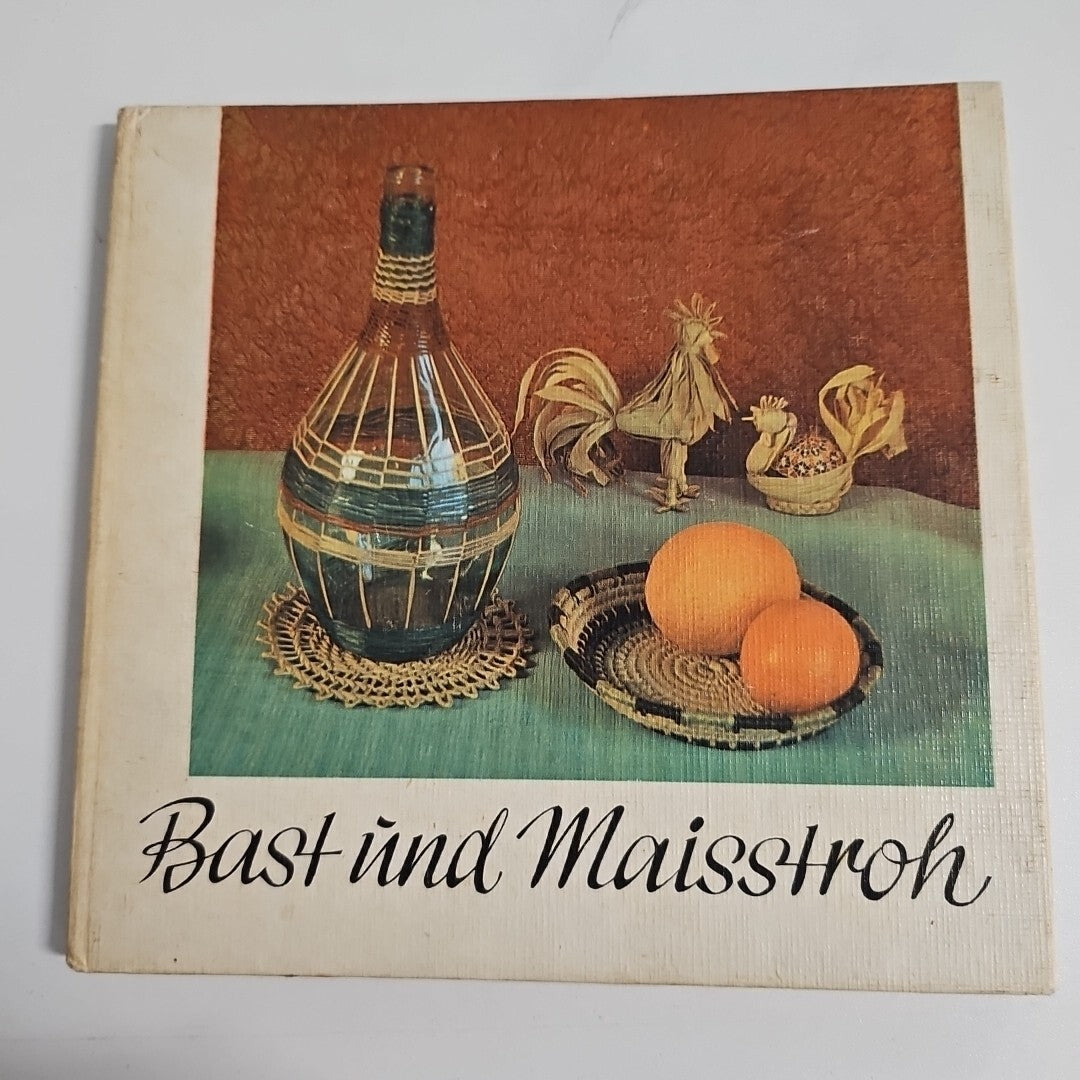 EB1766 Bast und Maisstroh - Hertha Kürth0