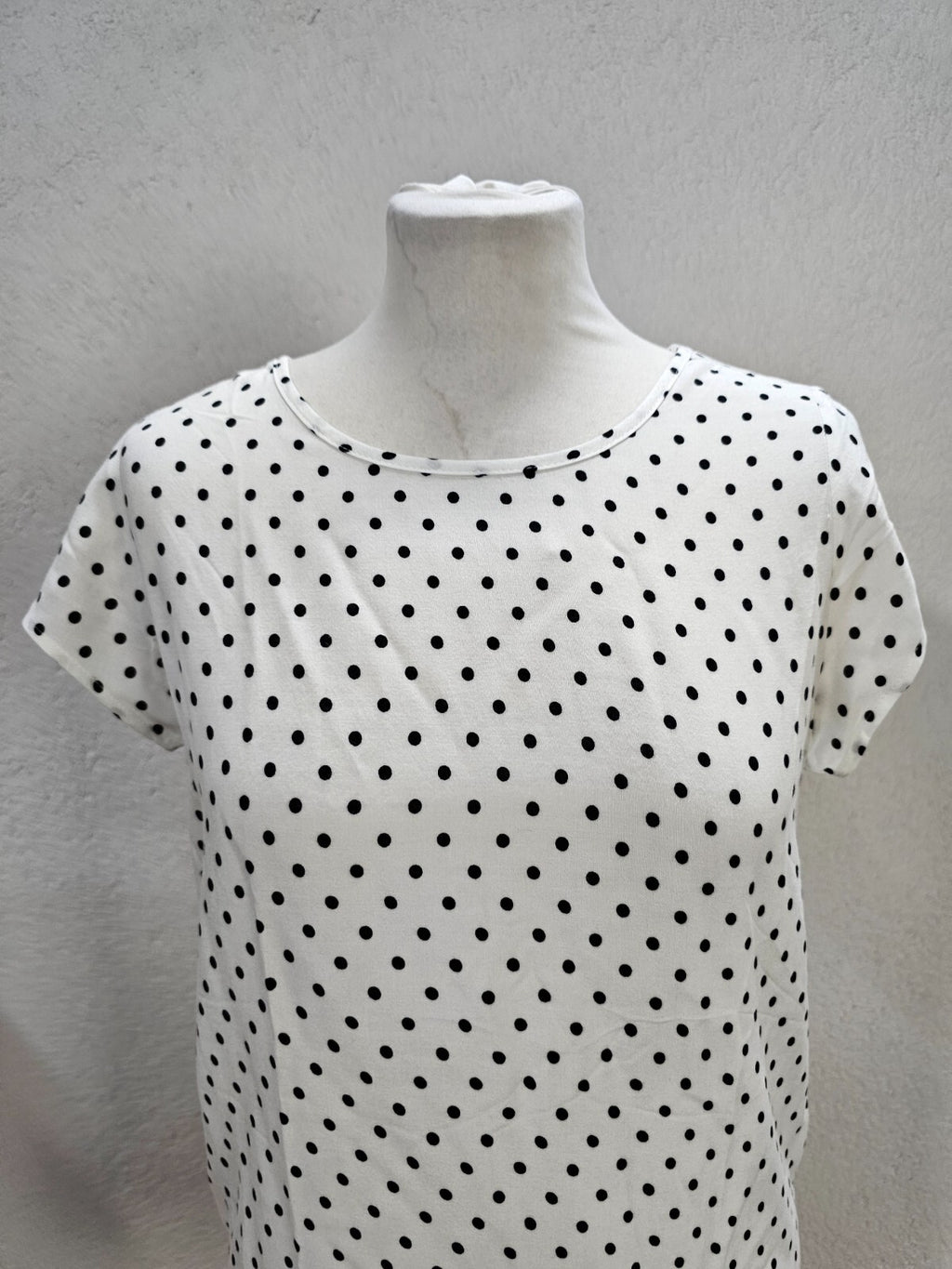 EK6204 Damen T-Shirt von Vero Moda, weiß, schwarz gepunktet, Gr. S1