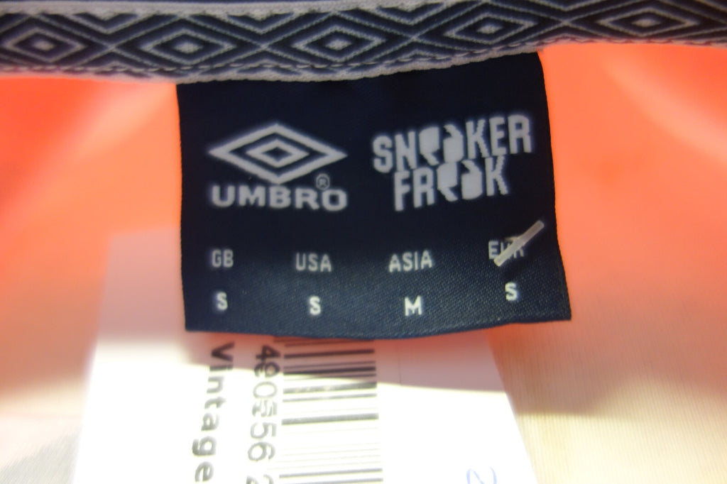 EK2892 Herren Sport T-Shirt von Umbro, rot, Gr. S4