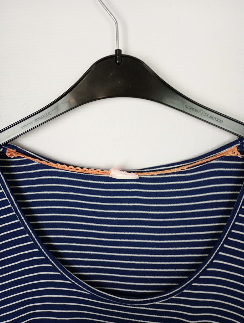 EK8509 Damen Tshirt von Protest, Blau Gestreift, Gr.M2
