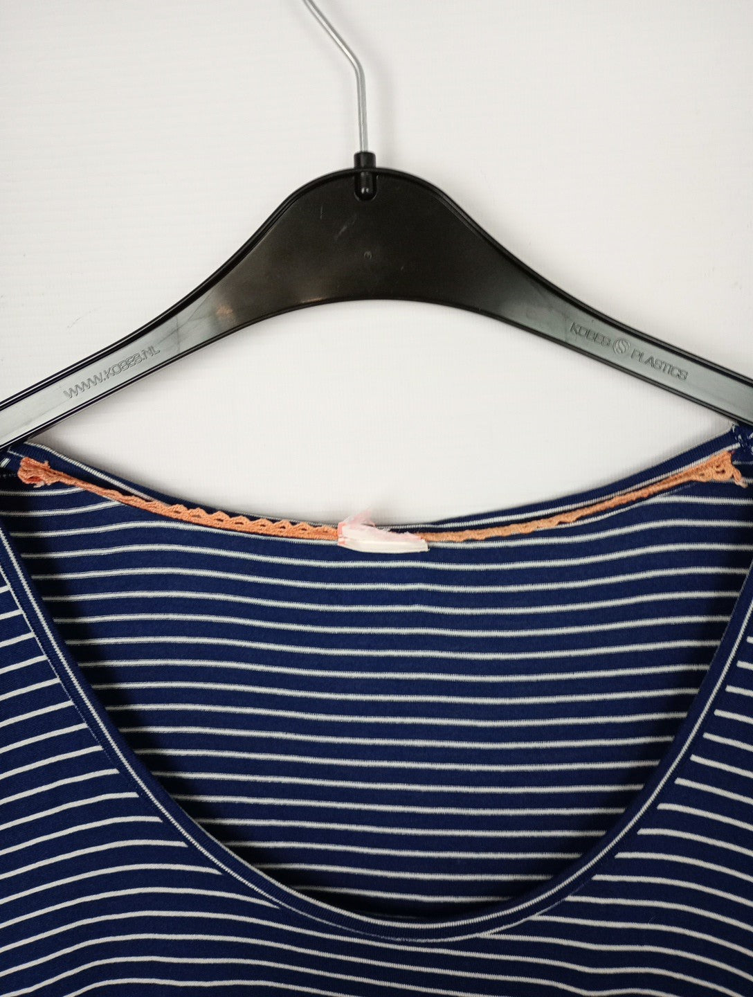 EK8509 Damen Tshirt von Protest, Blau Gestreift, Gr.M2