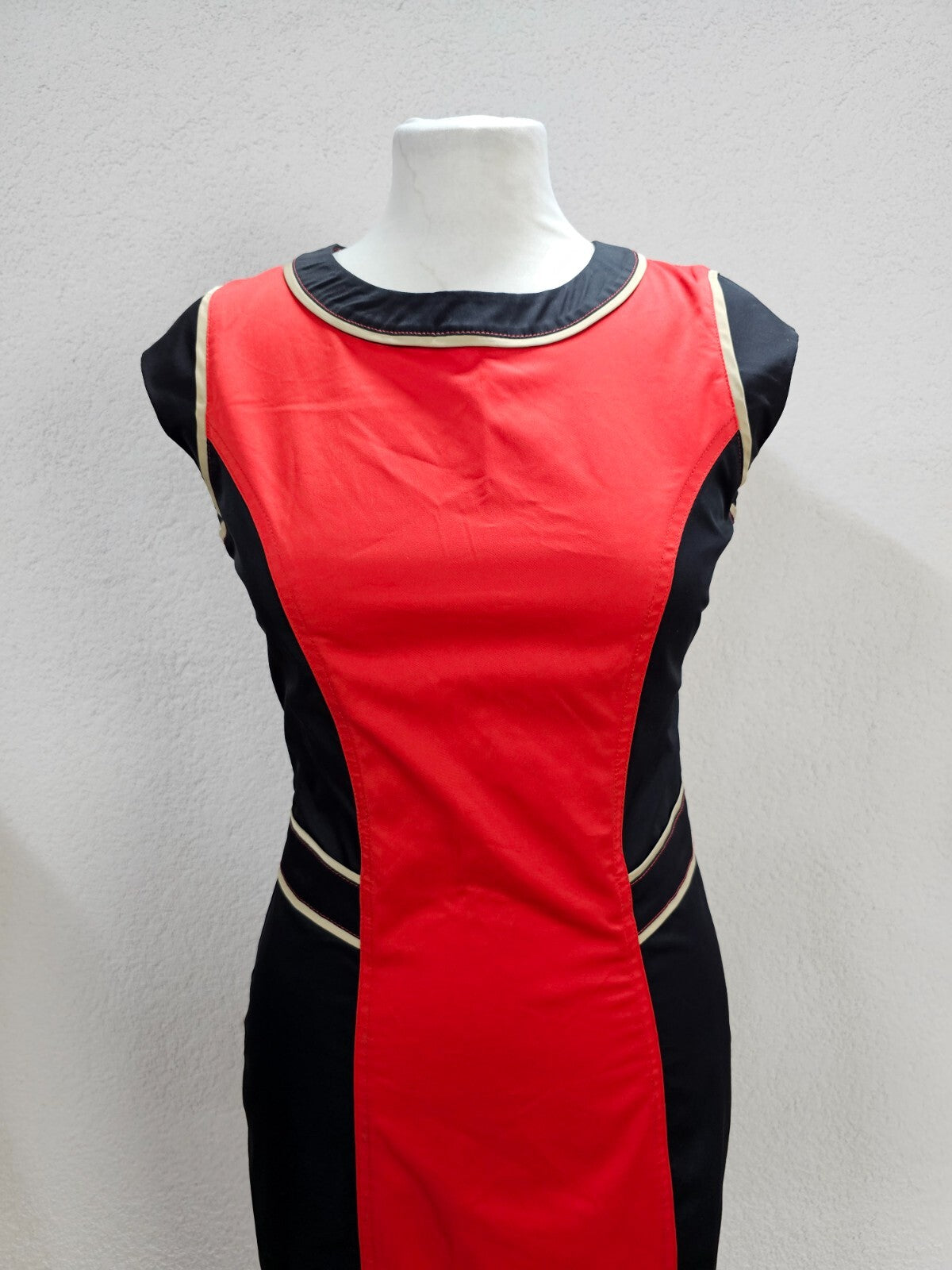 EK6182 Damen Kleid von Kapalua, rot-schwarz, Gr.341