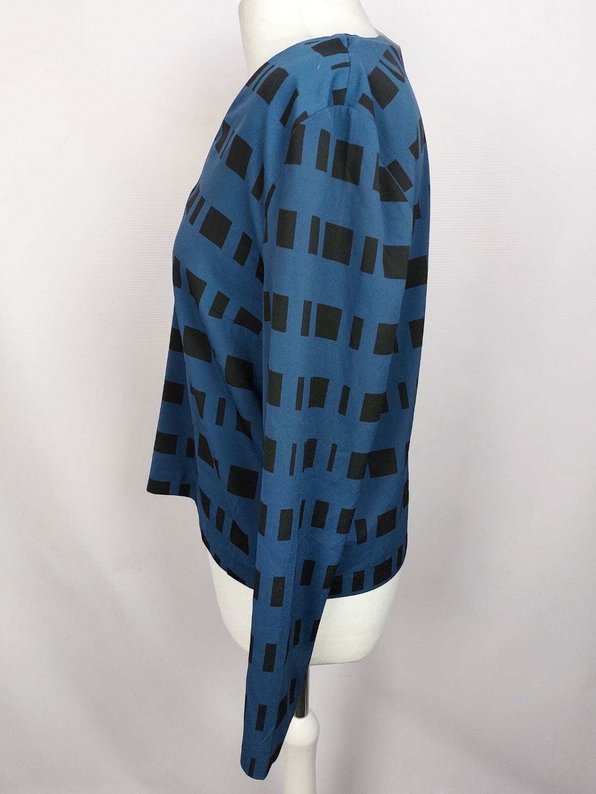 EK2894 Damen Bluse von DKNY, blau/schwarz, Gr. M5