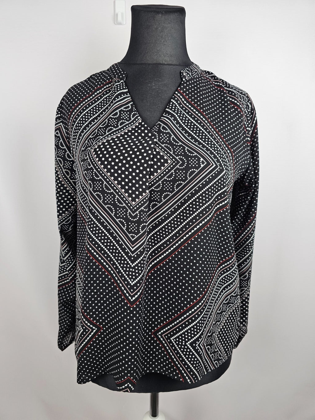 EK5612 Damen Bluse von Amisu, schwarz, Gr. L0