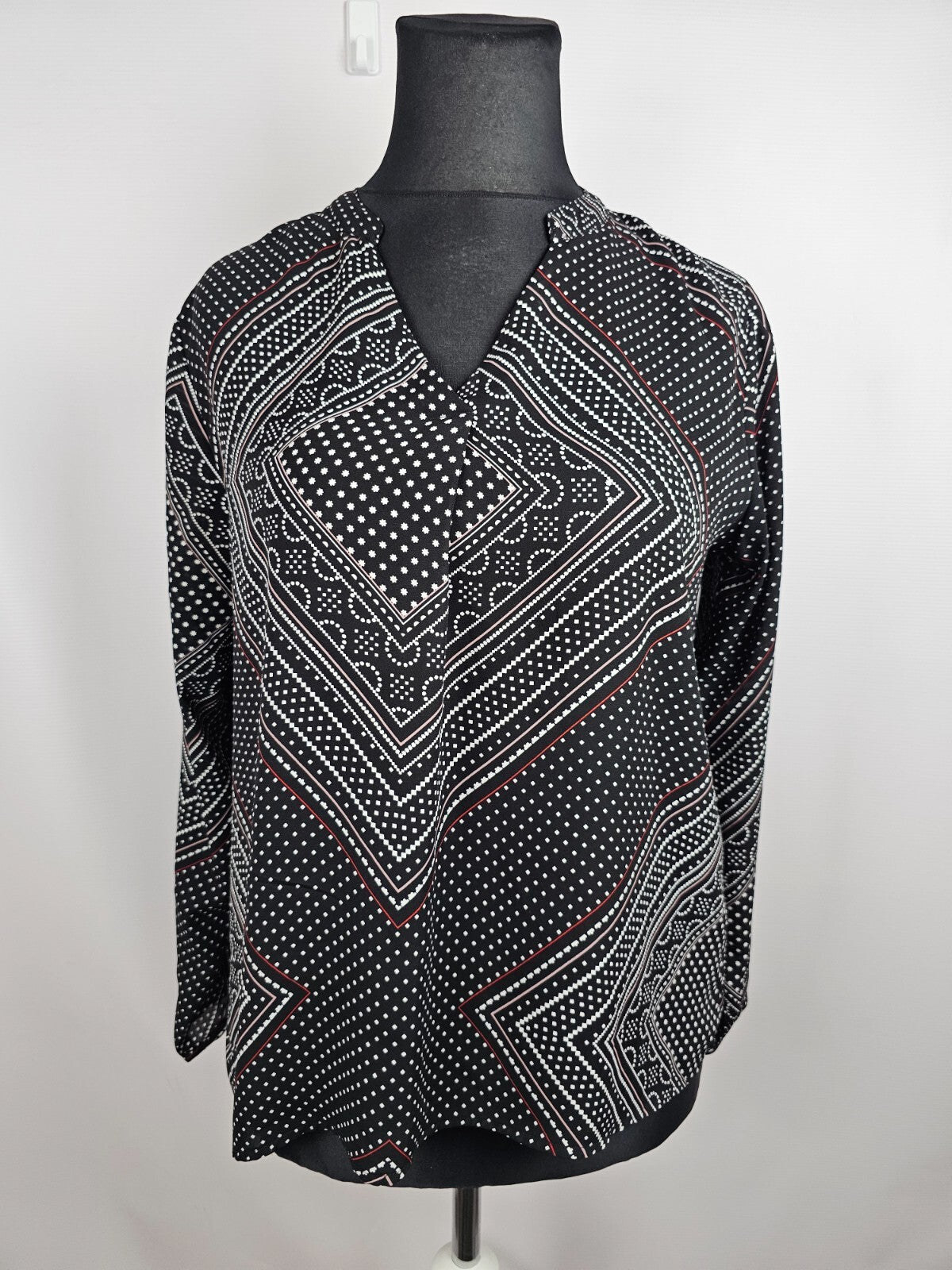 EK5612 Damen Bluse von Amisu, schwarz, Gr. L0