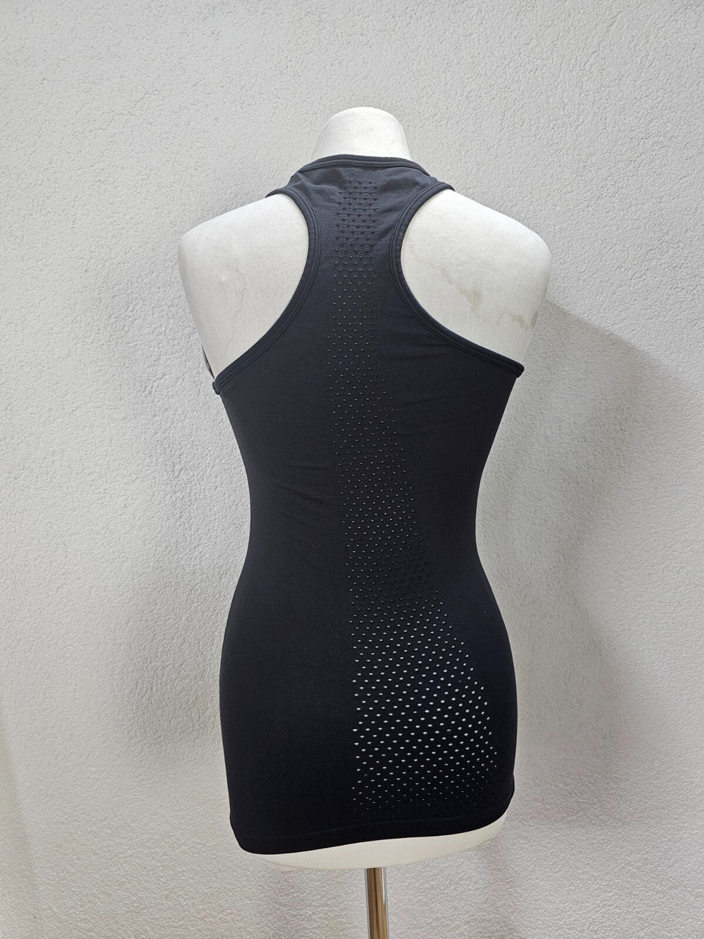 EK6243 Damen Sportobertel von Nike, schwarz, Gr.S3
