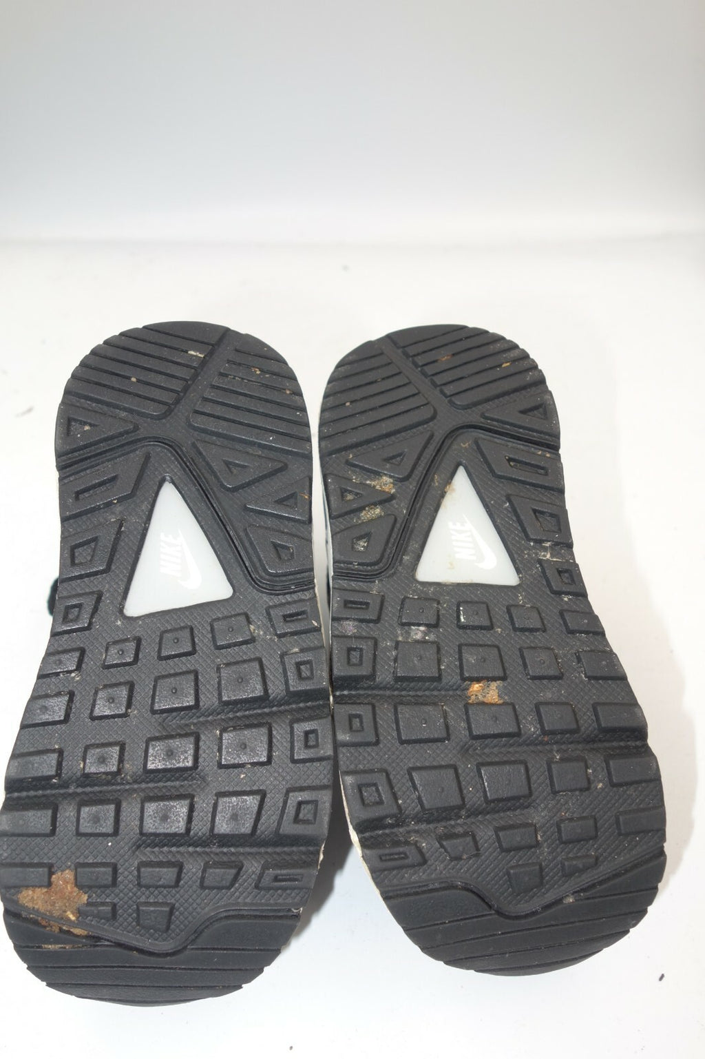 ES0617 Kinder Sneaker von Nike, schwarz/Weiß, Gr. 223