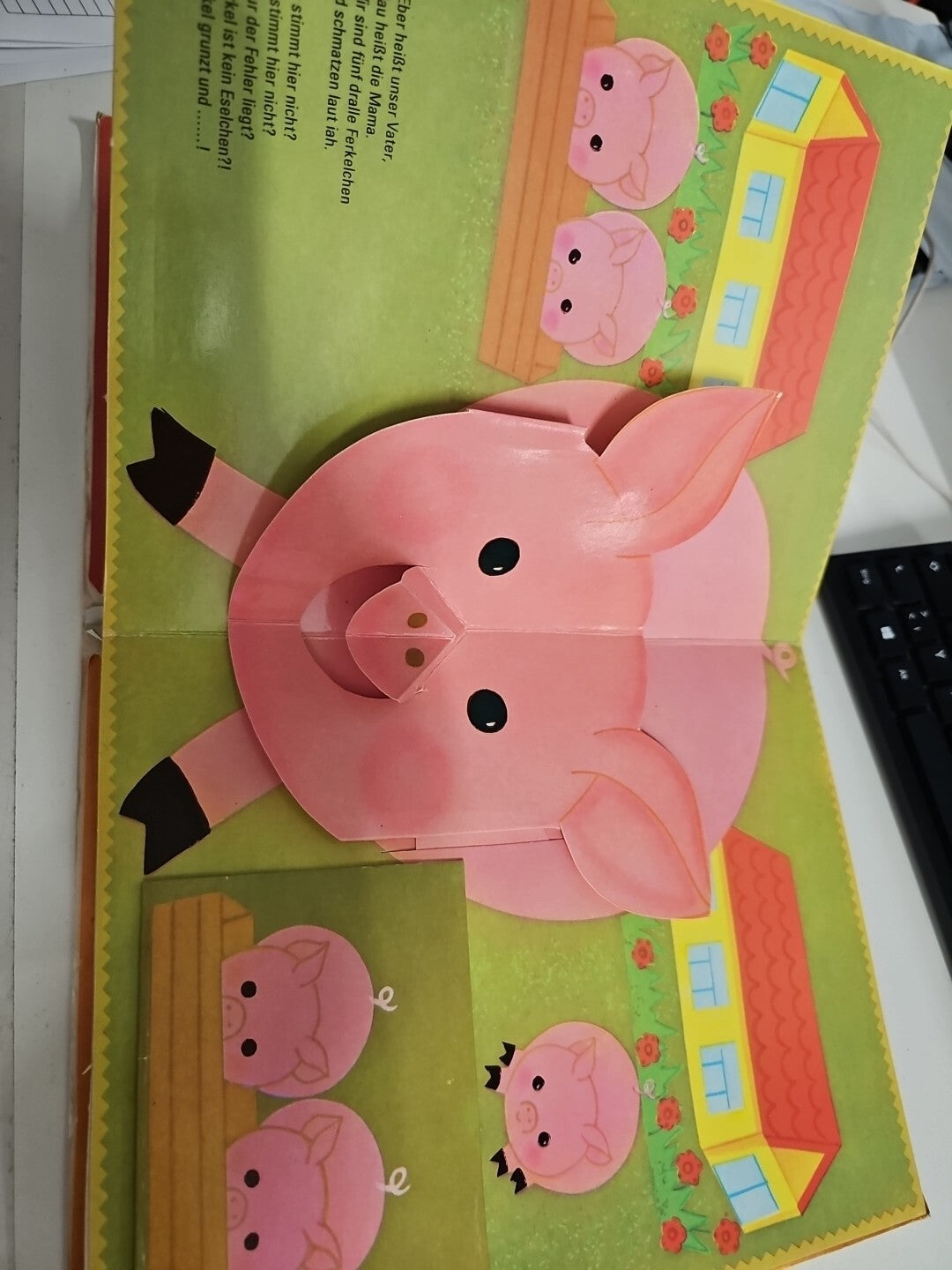 EB1070 Hündchen und Kätzchen Beschäftigungsbuch 1