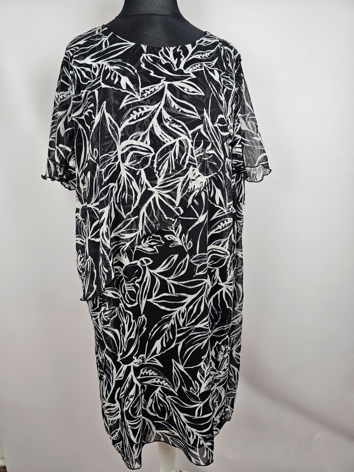 EK5694 Damen Kleid von m.collection, schwarz/weiß, Gr. 290