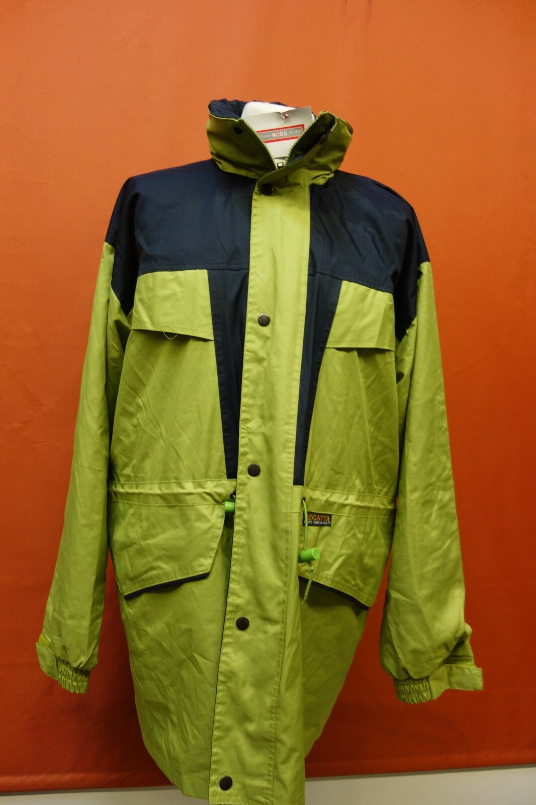 EK0273 Herren leichte Regenjacke von Regatta, grün, 520