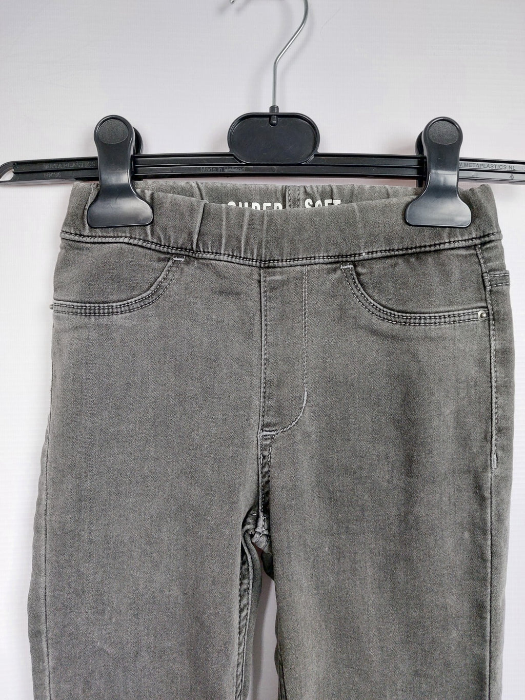 EK3911 Mädchen Jeans von H&M, grau, Gr.1341