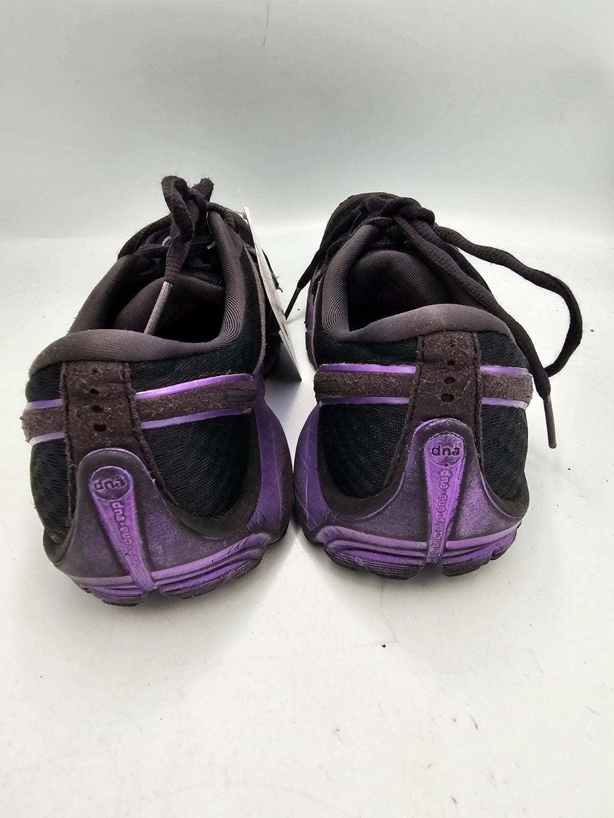 ES0105 Damen Laufschuh von Brooks, lila-schwarz, Gr.405