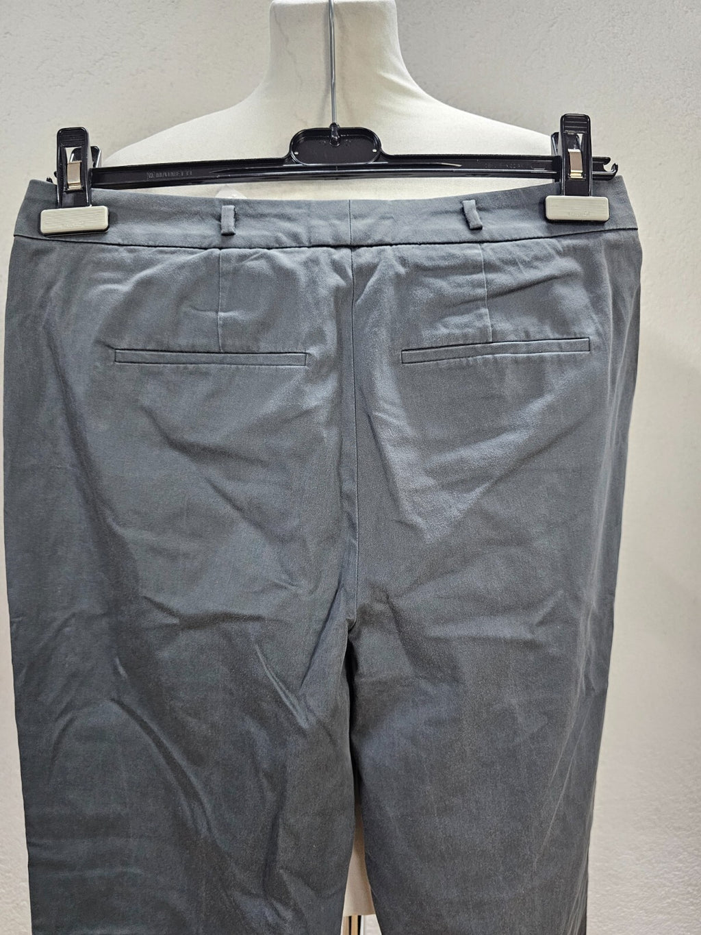 EK6173 Damen Hose von Hugo Boss, grau, Gr. 366