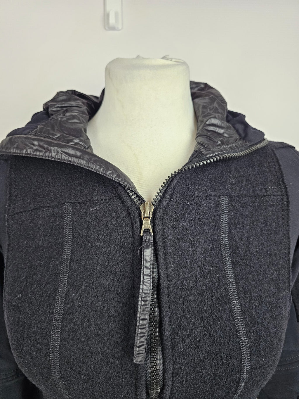 EK5596 Damen Jacke von Marc Cain, schwarz, gr. 34/361