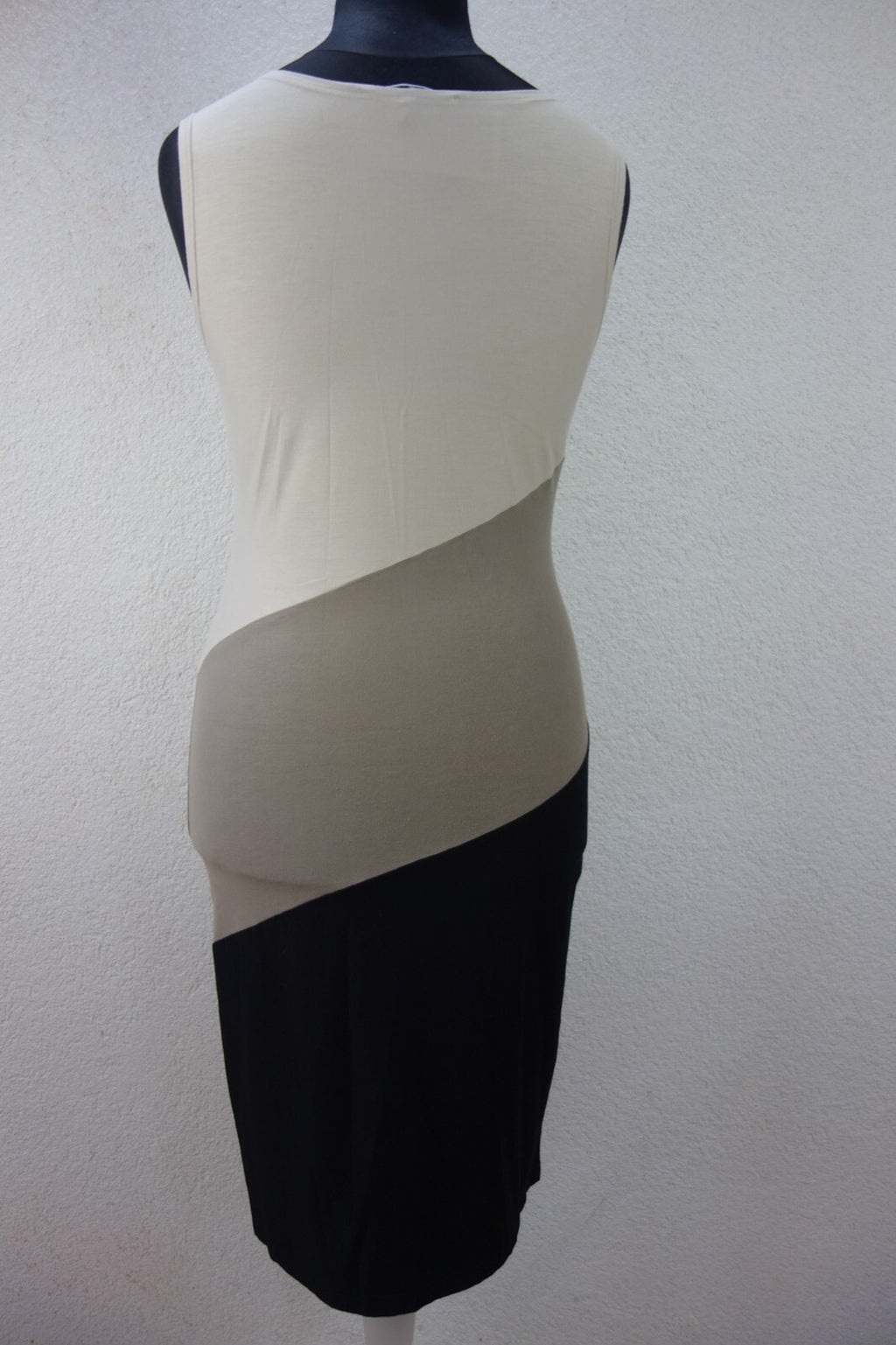 EK1359 Damen Kleid von The Swiss Label, beige/schwarz, Gr. 423