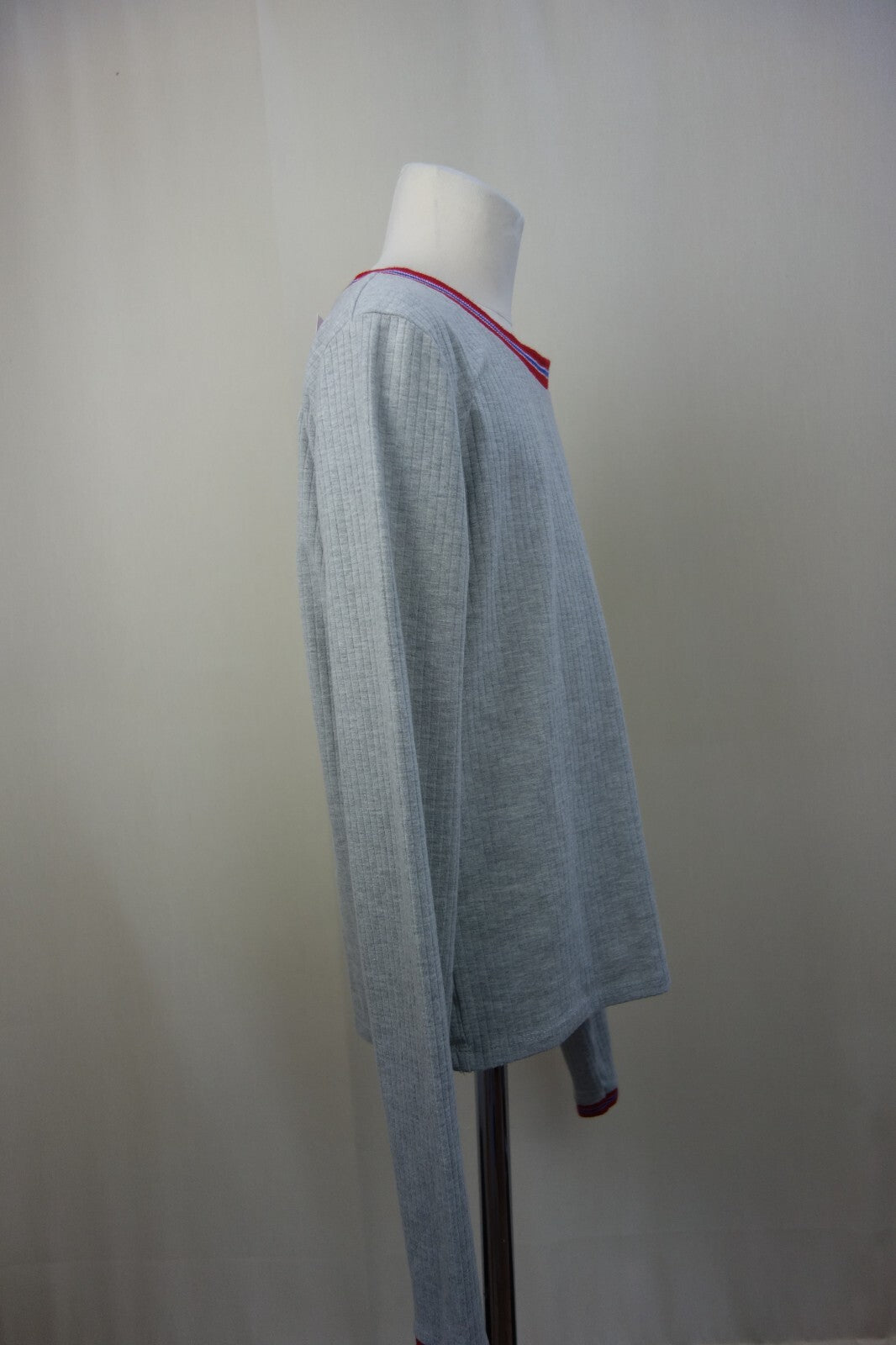 EK2993 Damen Shirt von FB Sister, grau mit rotem Rand, Gr.S1