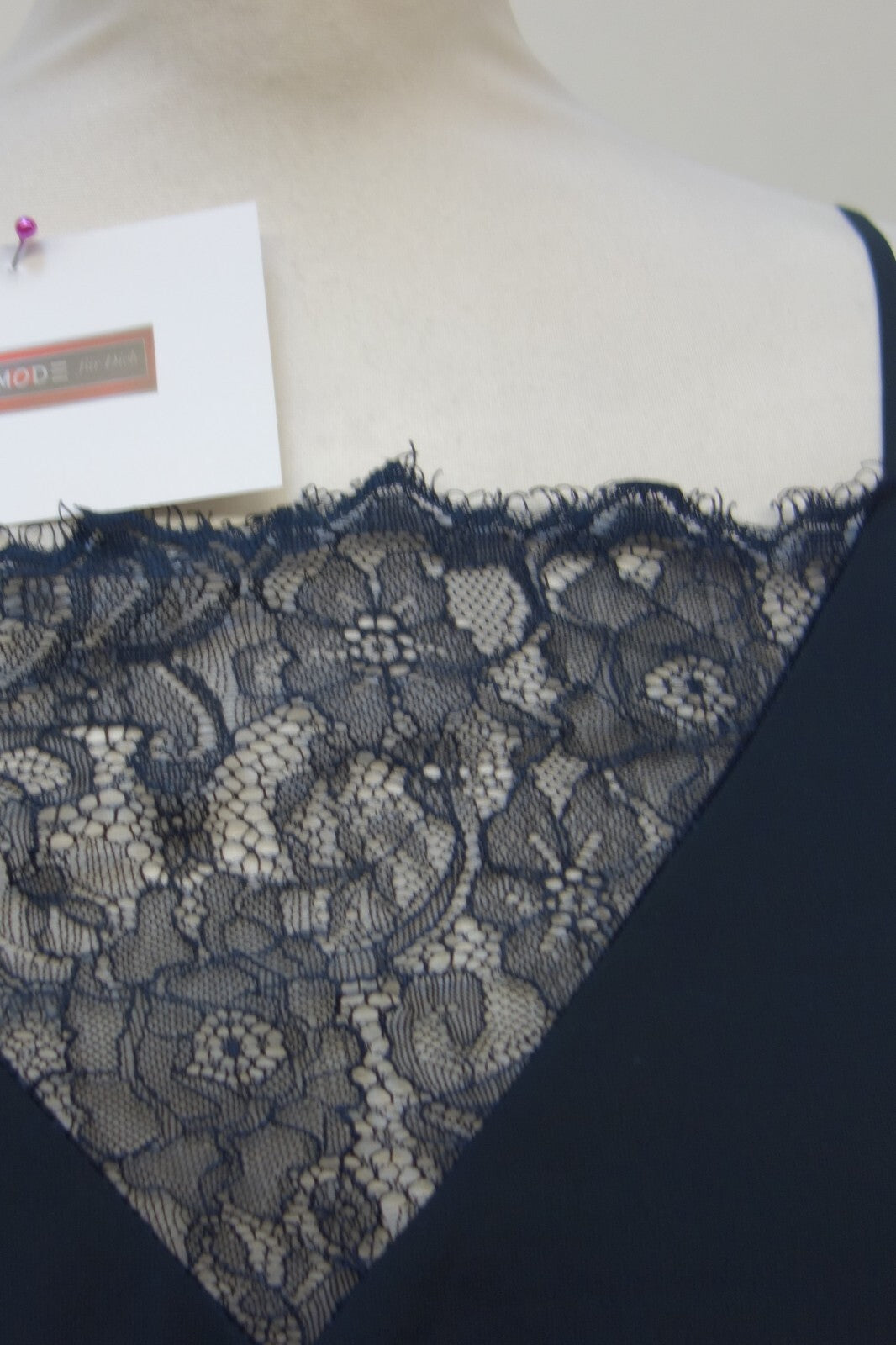 EK0270 Damen Top von Vila, dunkelblau, Gr. M2