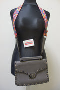 EK1884 Damen Tasche zum umhängen in grau0