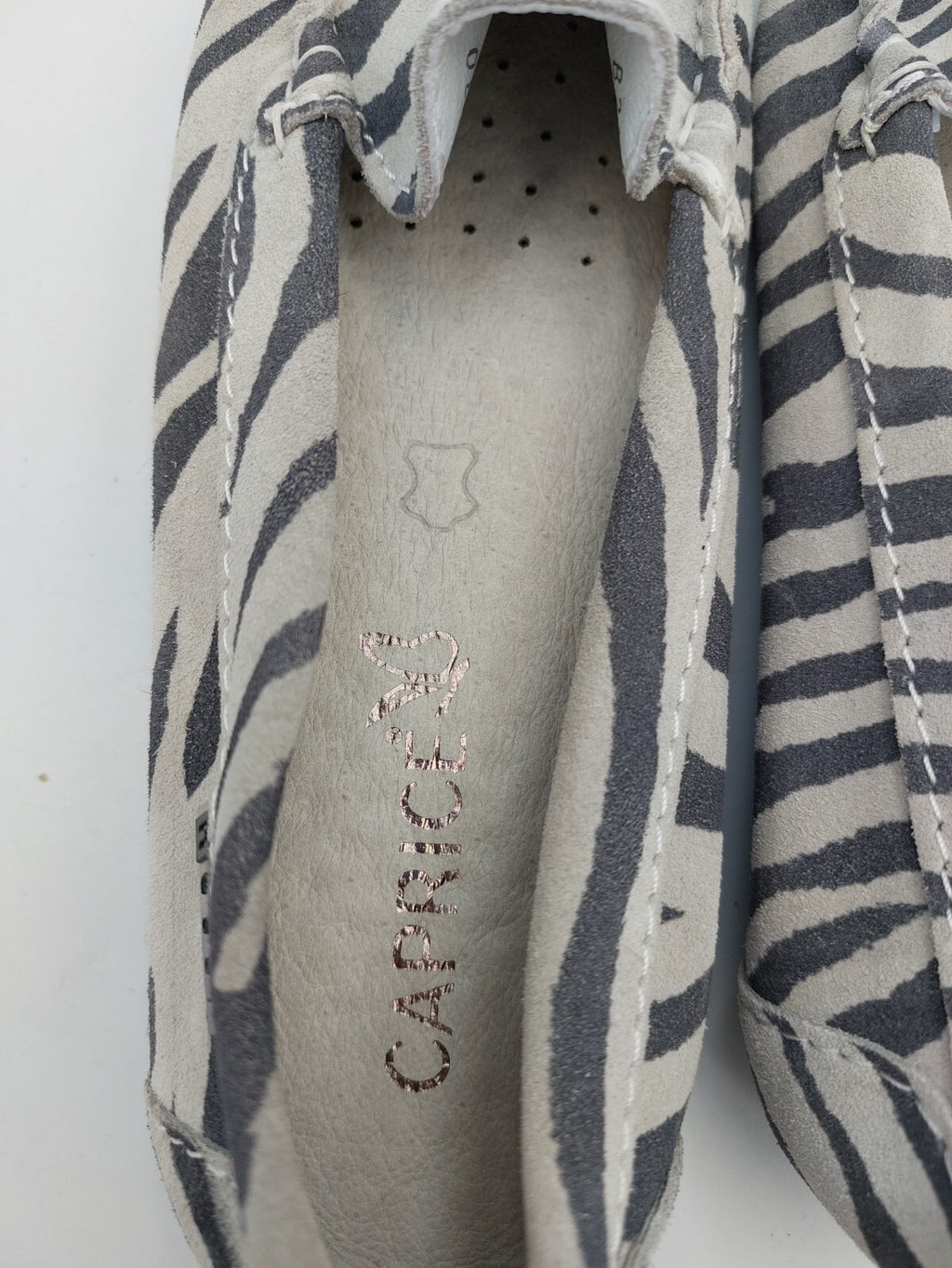ES0391 Damen Halbschuhe von Caprice, grau, Zebramuster, Gr. 364