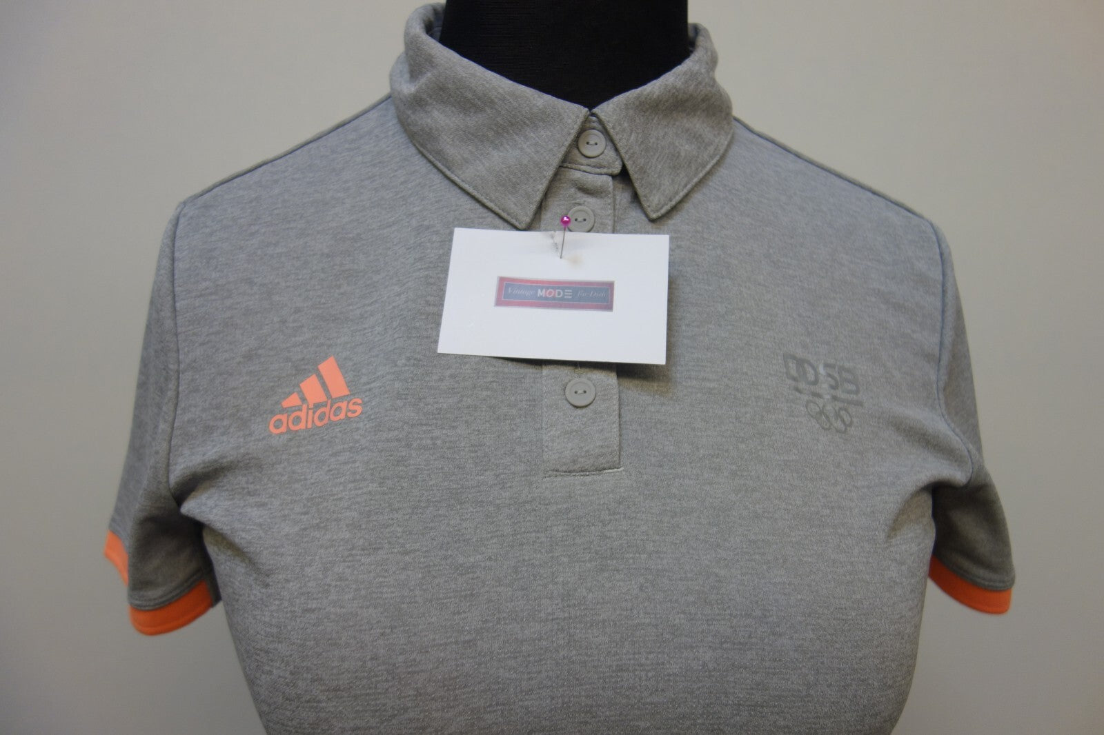 EK2449 Damen Sport T-Shirt von adidas, grau, gr. L1