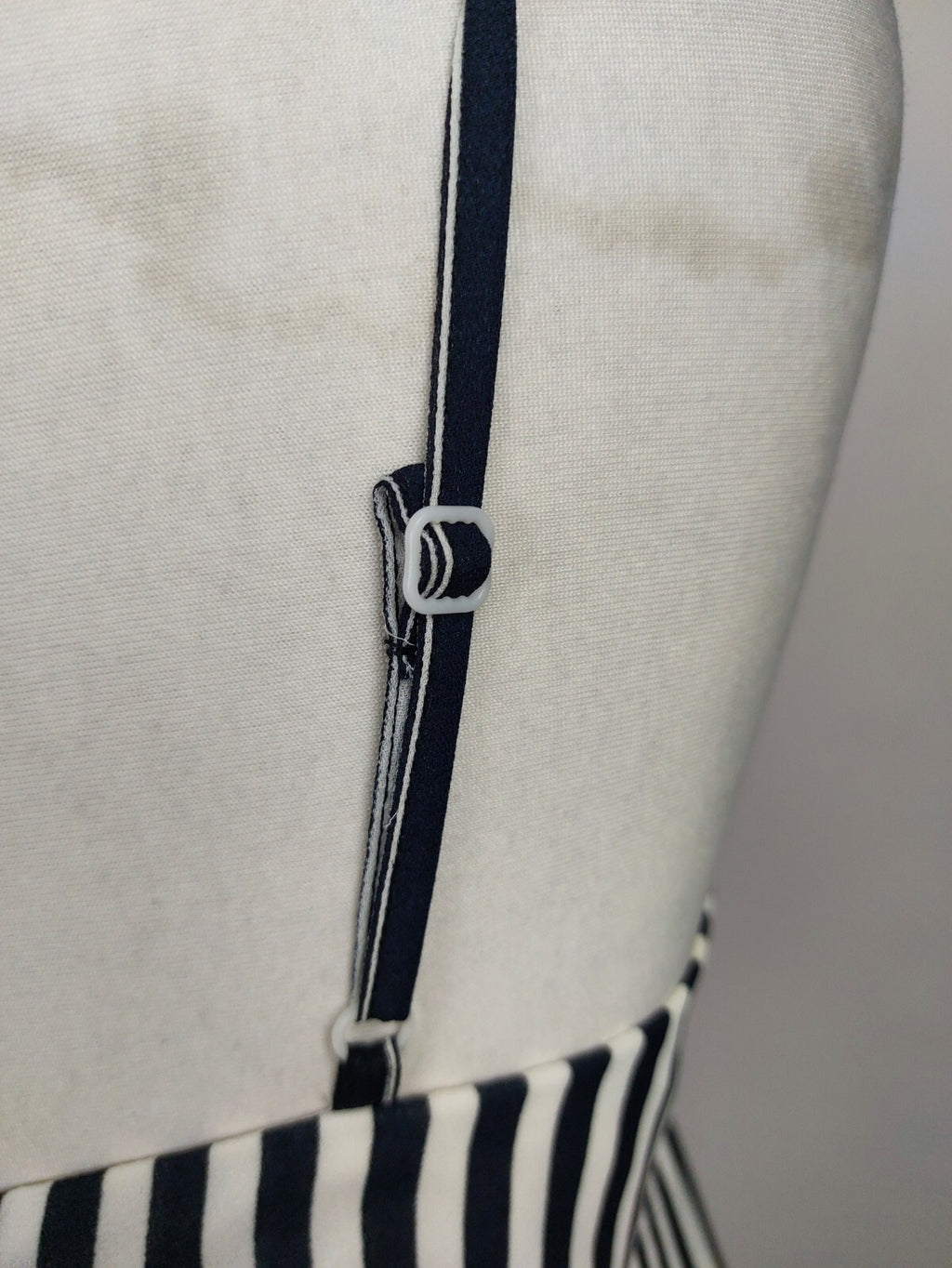 EK4487 Damen Kleid von Apart, Grau/weiß gestreift, Gr. 388