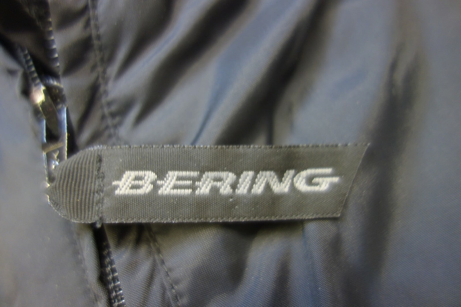 EK1646 Herren Jacke von Bering, schwarz, Gr. T52
