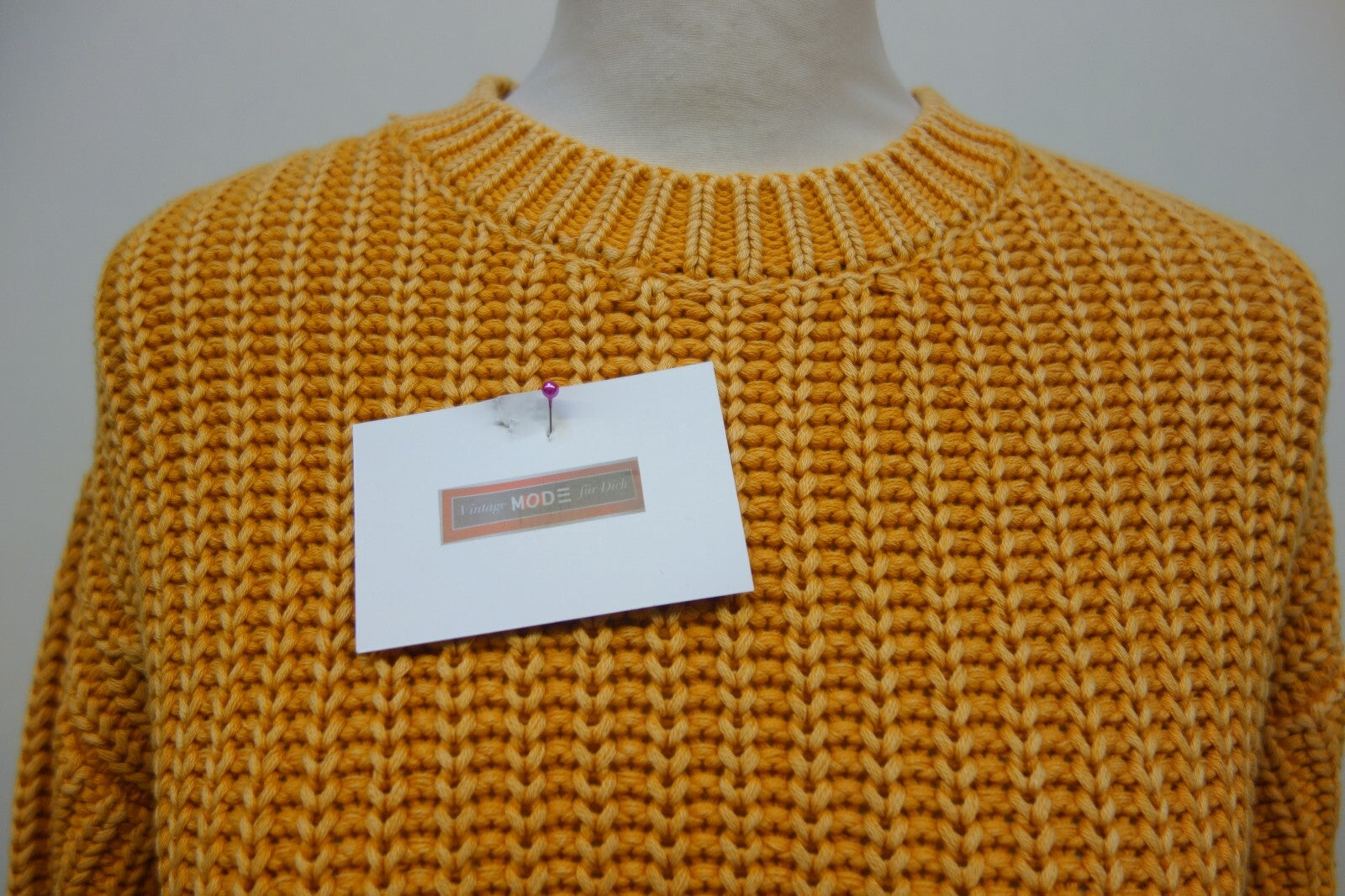 EK2697 Damen Pullover von Tommy Jeans, senfgelb, Gr. XS1