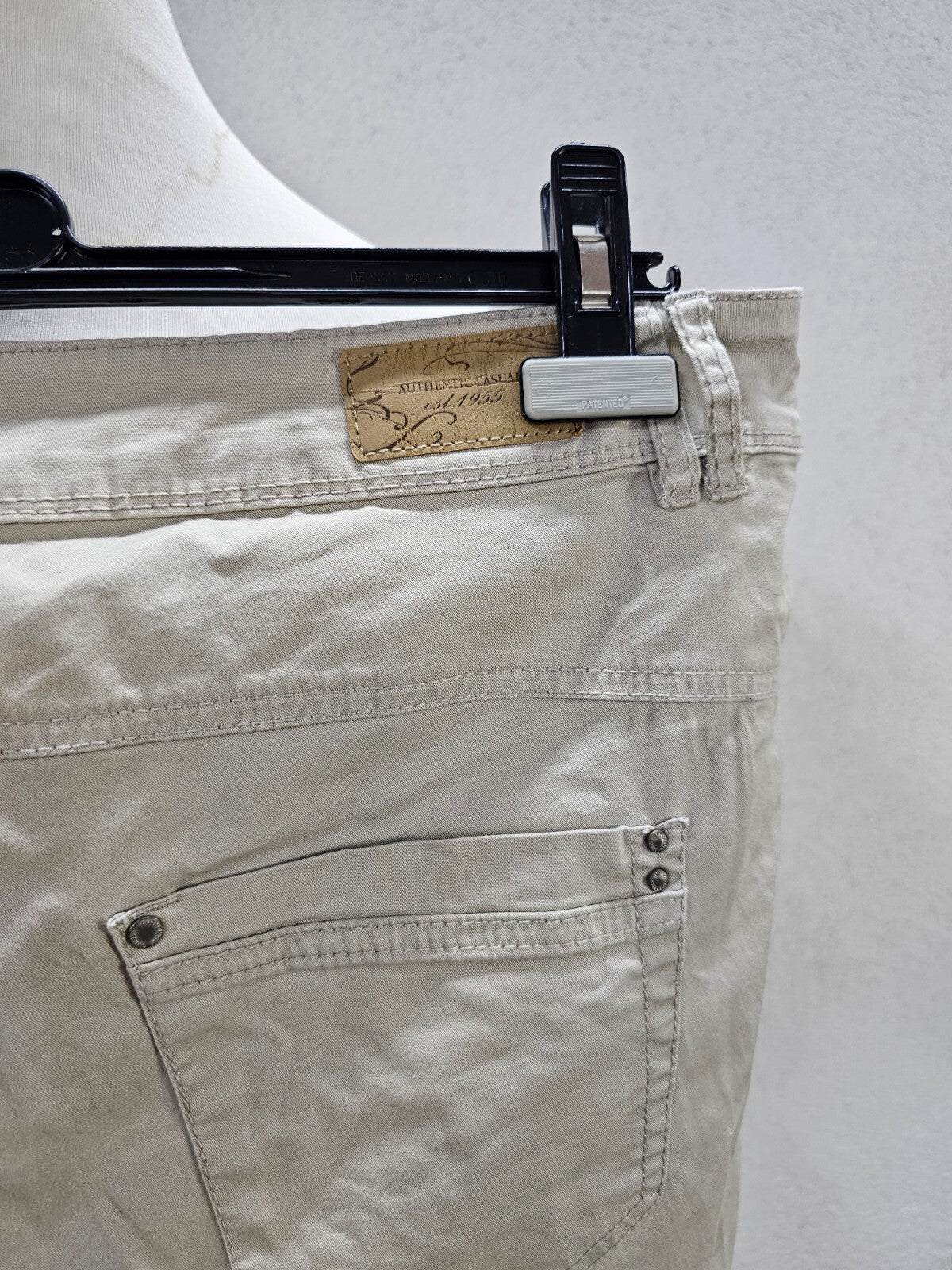 EK2958 Damen 3/4Hose von Charles Vögele, beige, Gr.386