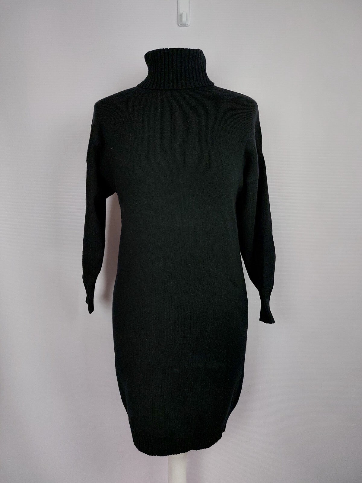 EK4571 Mädchen Strickkleid von Zara, schwarz, Gr.130 (8-9)0