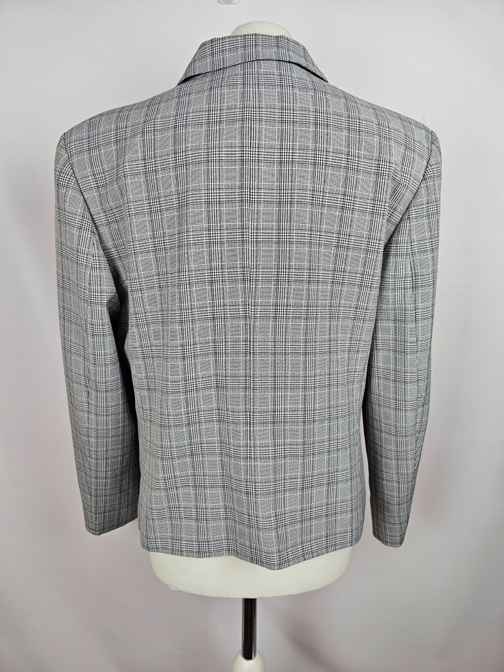 EK1384 Damen Blazer, schwarz/weiß, Gr. 404