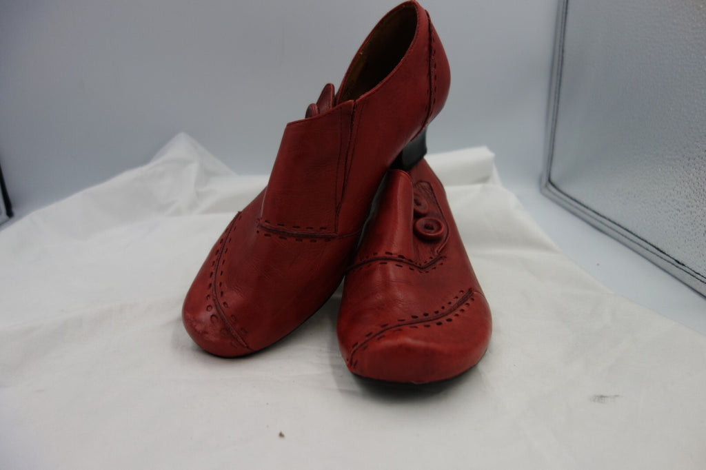ES484 Rote Lederschuhe von MARC in 37,5 2