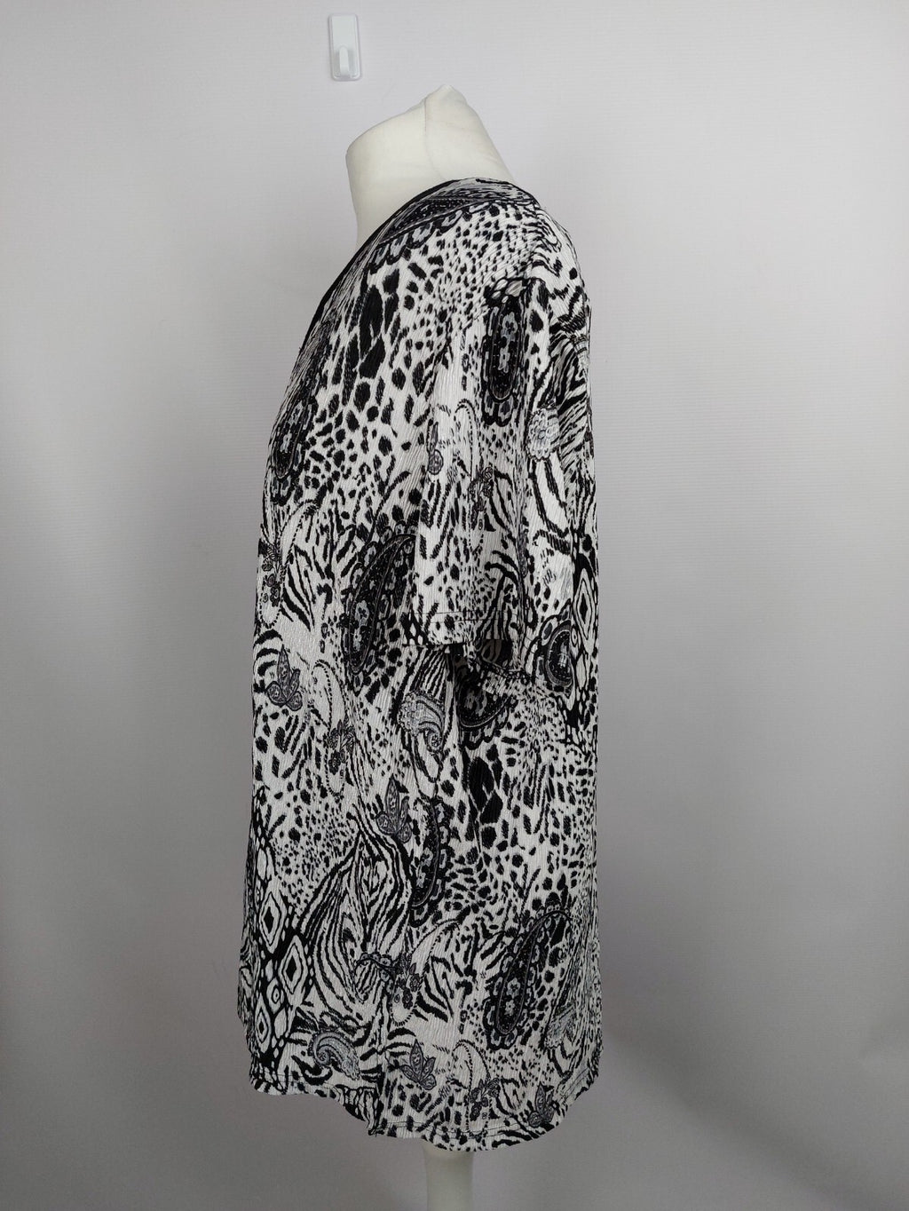 EK2754 Damen Bluse von Deluxe Stars, schwarz-weiß, Gr.XXXL2